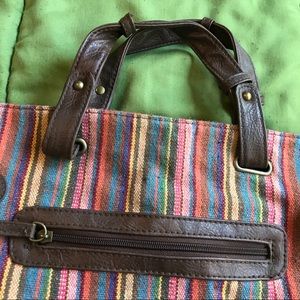 Structured, colorful striped cross-body bag 🎉